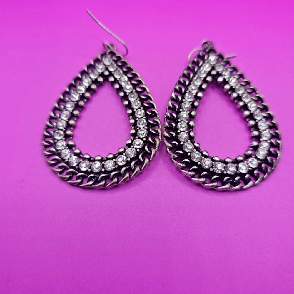 Elegant Silver Teardrop Earrings
